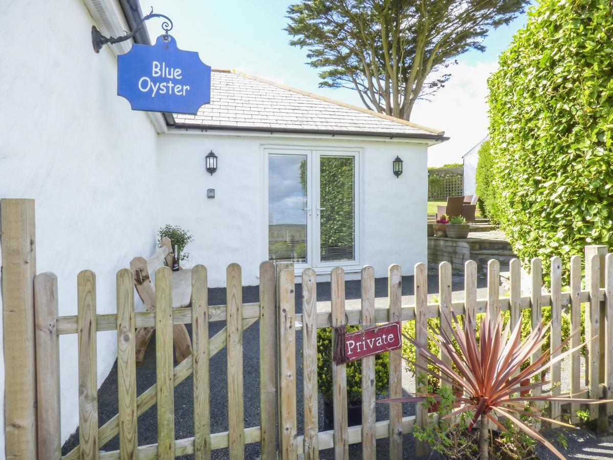Blue Oyster Mullion Exterior foto